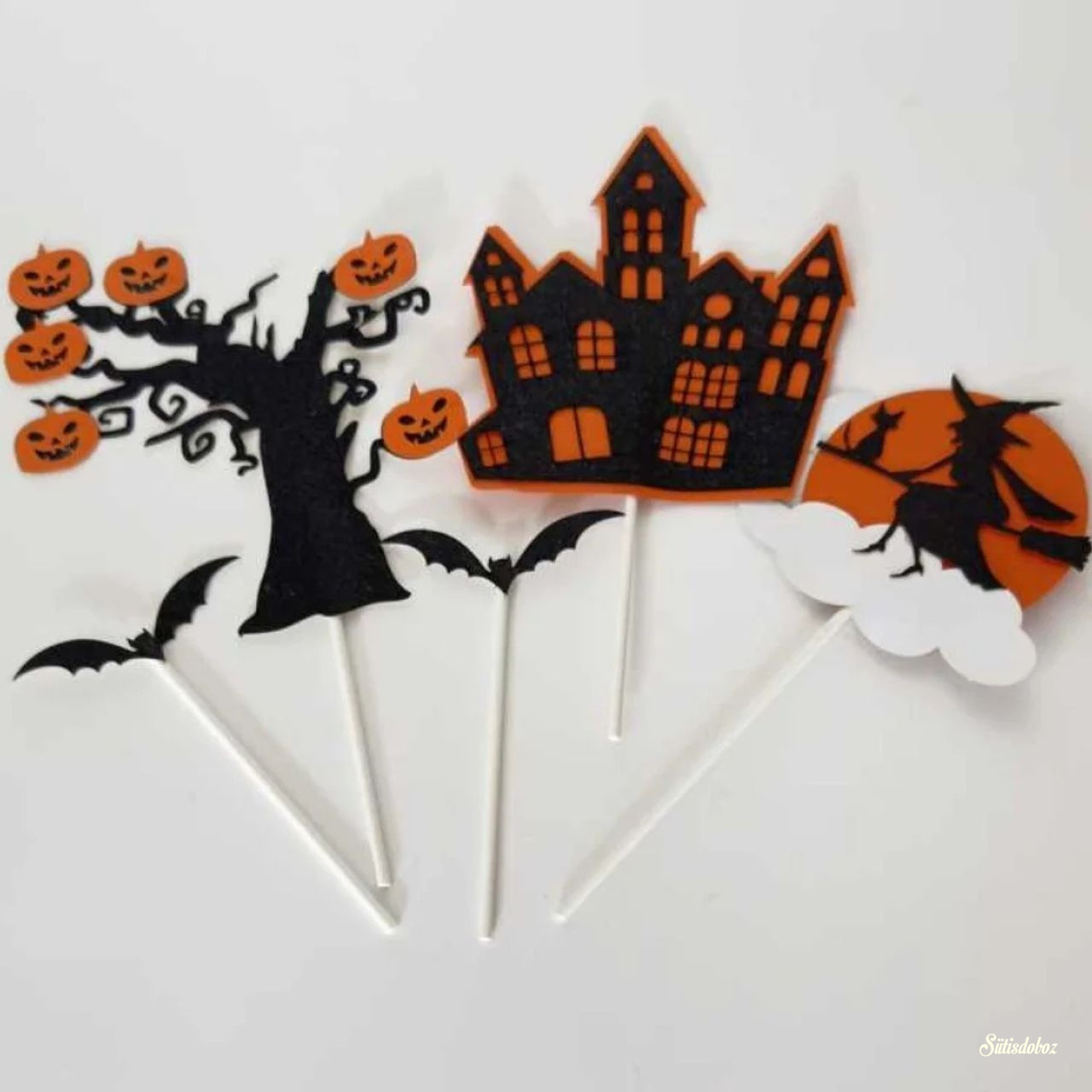 Papír beszuró HALLOWEEN - Boszorkány,kastély